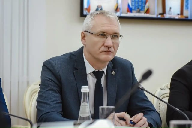 🇷🇺 Губернатор Курской области Александр Хинштейн по...