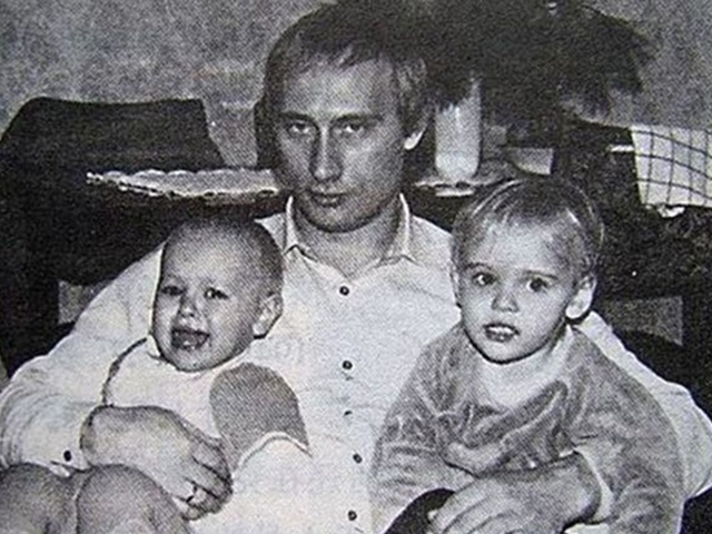 Молодая семья Путиных