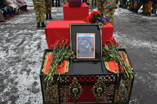 В Дуванском районе простились с земляком
Прощальный м?...