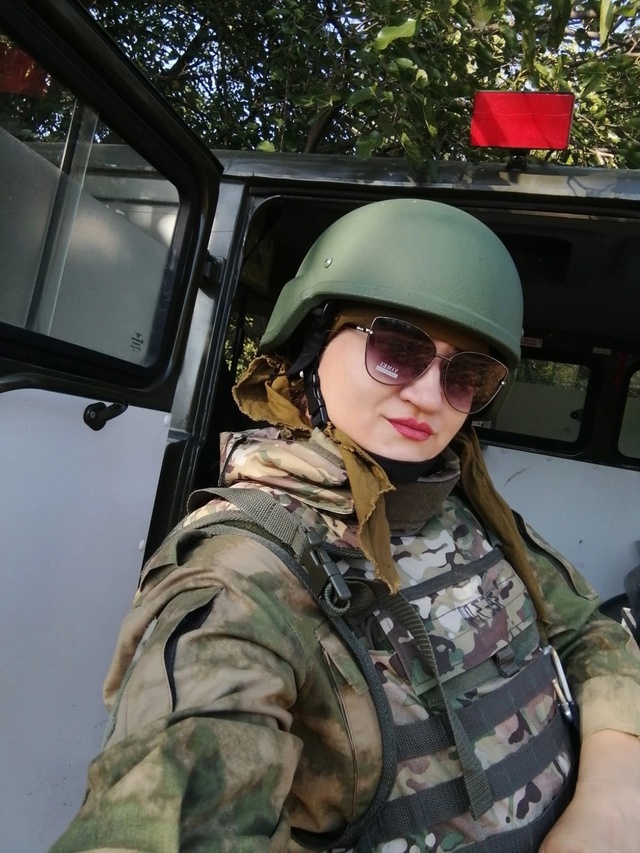 В грохоте артиллерии, под свист снарядов, там, где жизн?...