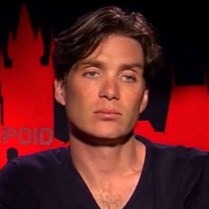 люди боятся, что я расскажу их секреты
также я перед холодильником пытаюсь вспомнить зачем я его от