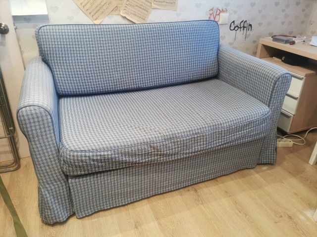 Отдам диван (б/у), самовывоз (5 этаж) Ширина 1,5 метра, шири...