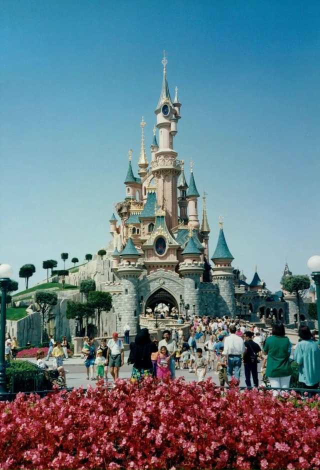 🌍 Парижский Диснейленд, Франция
Место, где мечты стан...