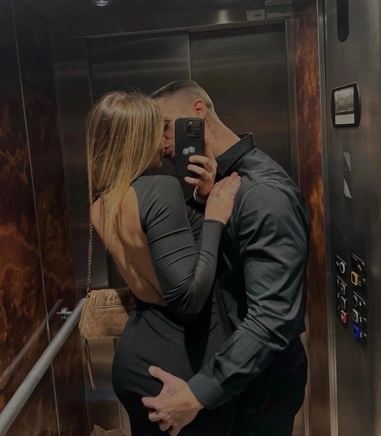 Кайфую от этой песни ❣️