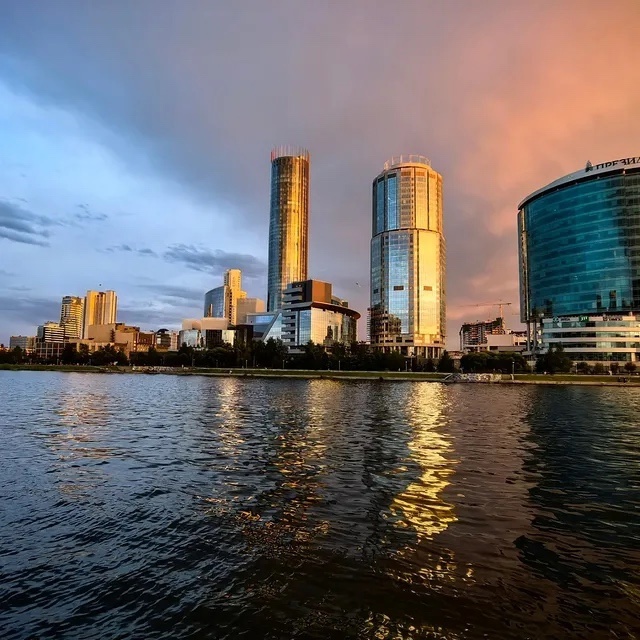 Краски вечернего Екатеринбурга🌆
