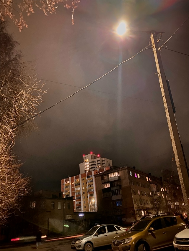 👀Уже и центр Копейска погрузился во тьму… Освещают т?...