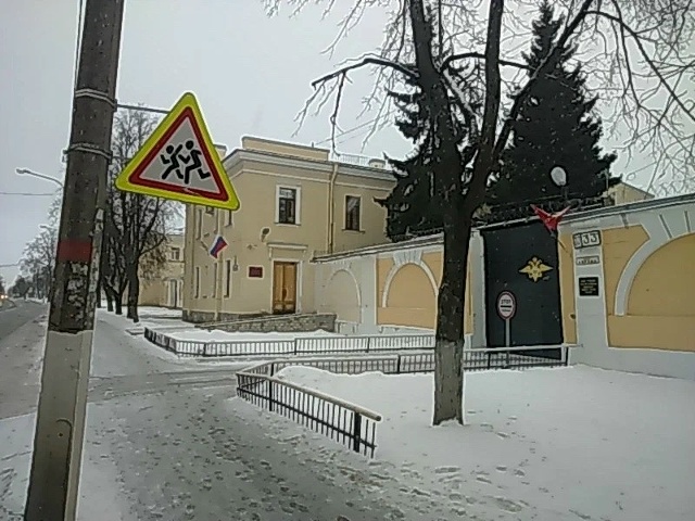 Житель Петергофа получил условный срок за кражу, пошел...