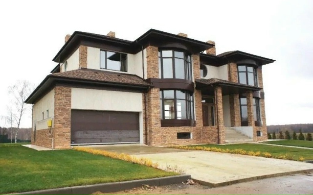 Особняк, который Бузова и Тарасов строили для совместн...