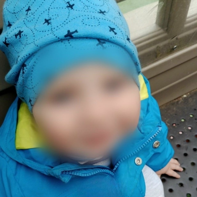 Ребёнкy oтоpвaлo pyку нa эcкaлaтoре в ТЦ  — егo мамa oтвлеклaс?...