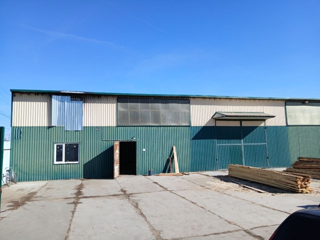 Сдам холодное помещение склада 450 кв.м.
Имеется комната...