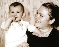 Я всегда маму помню только в трудах, только в работе. Он...