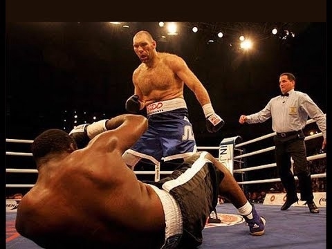 Самым высоким чемпионом мира по боксу является Валуев ...