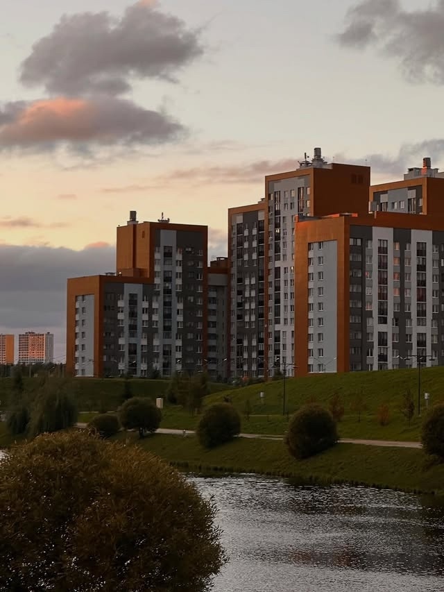 Осенний вечер в столице Урала🌆