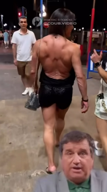 Кажется, жена не очень рада, что его хотят взять)