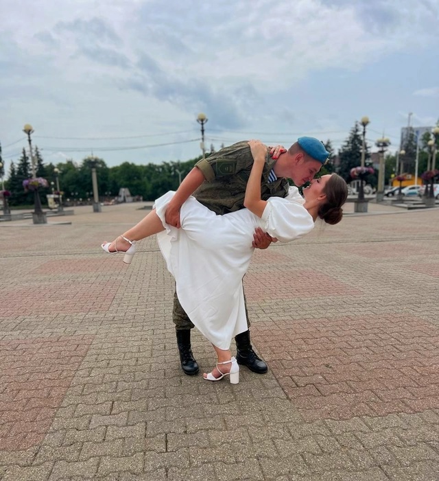 Много читали про приметы и тд. Наша свадьба была в прош?...