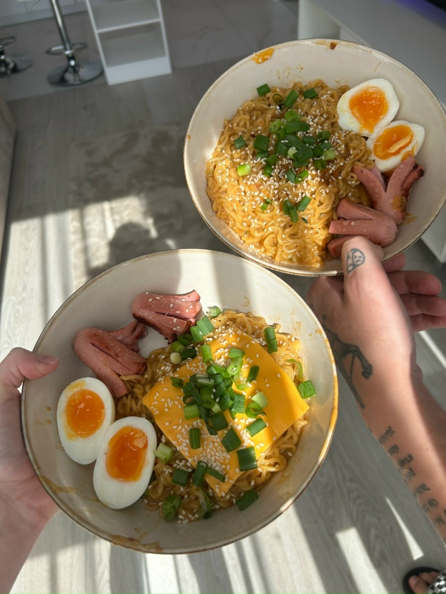 Приготовила вкусняшку 🍜