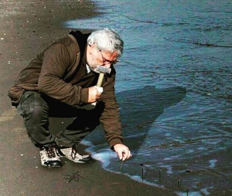 когда начальник зашел и надо притвориться что ты очень занят