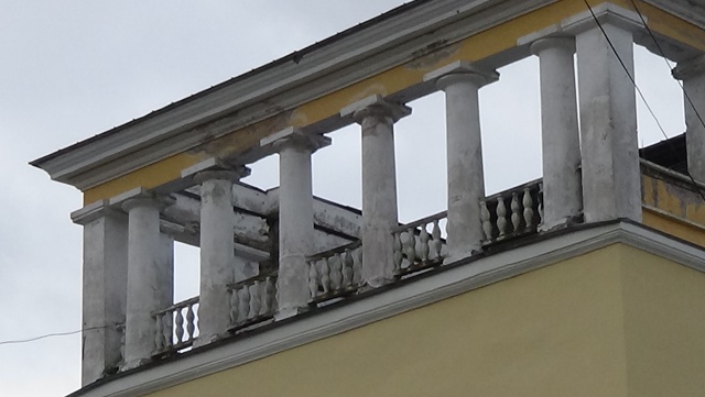 Вроде недавно торжественно принимали выполненные раб?...