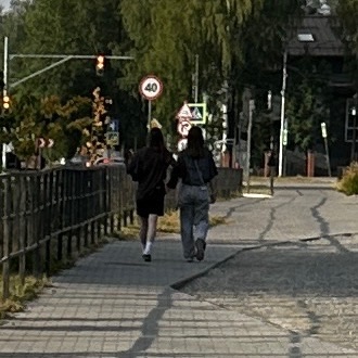 Девчонки, есть желание покататься по ночному городу? Е?...