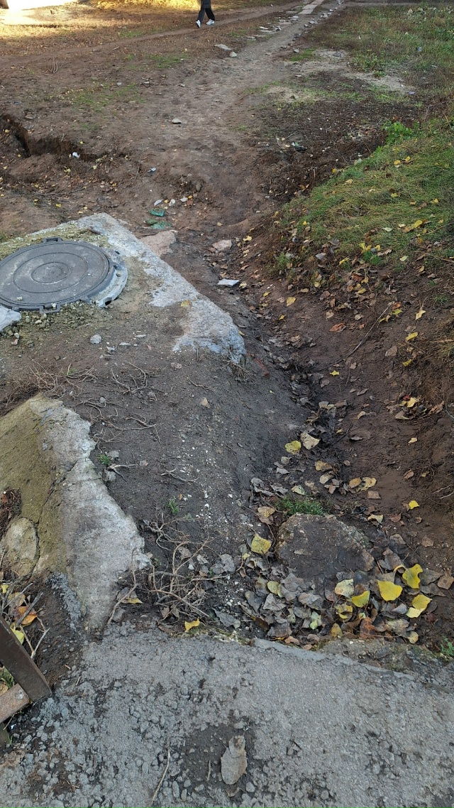 Всем привет!
Вот что творится в районе стадион. Там ход...