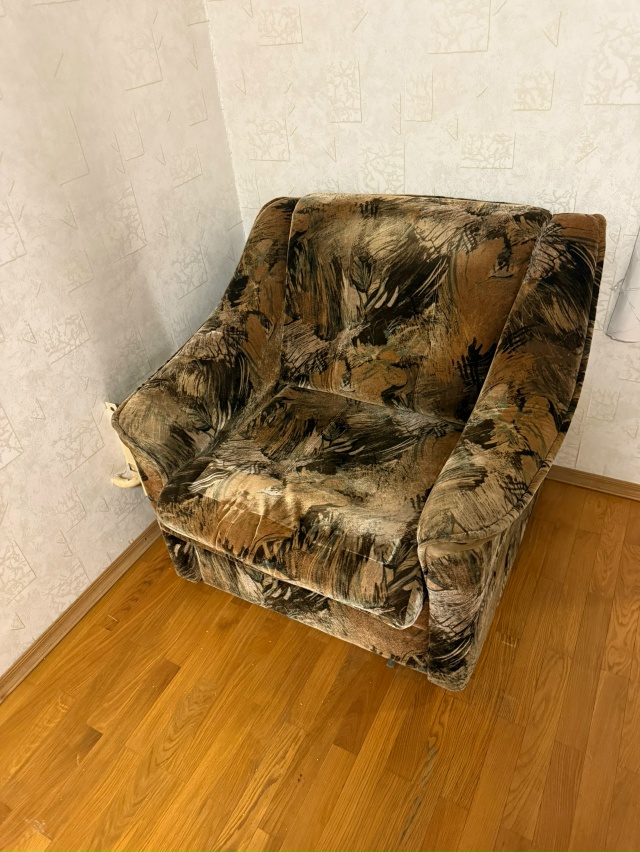 Отдам бесплатно 2 раскладных кресла!
Срочно!
89219481106