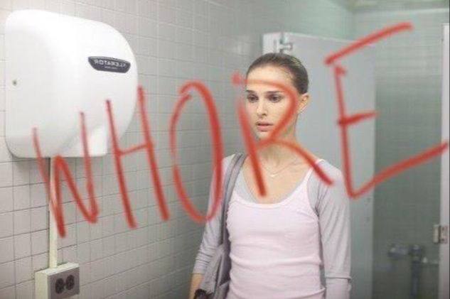 Я, когда поймала сама себя с поличным, что засмотрелась на шикарные сиськи какой-то девушки