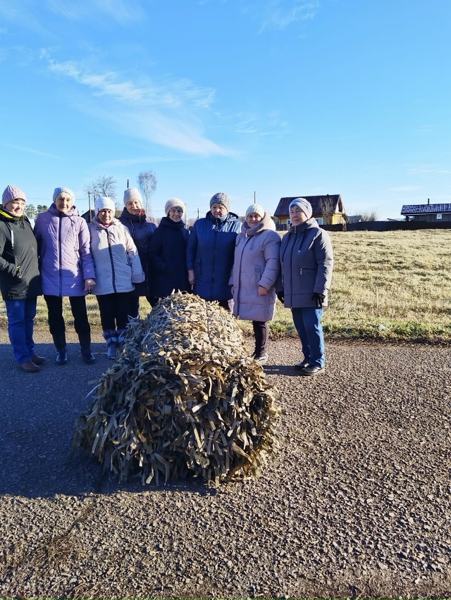 Рухтинские волонтеры закончили сеть 1,5м*100м💪
Все для н...