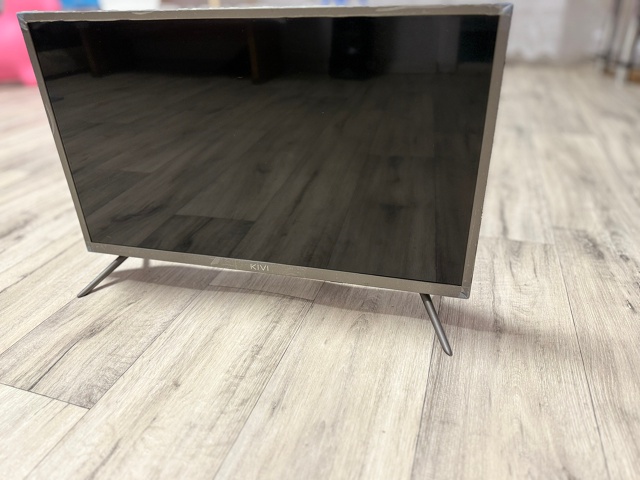 Продам телевизор KIVI HDMI, в отличном состоянии и в пленке...