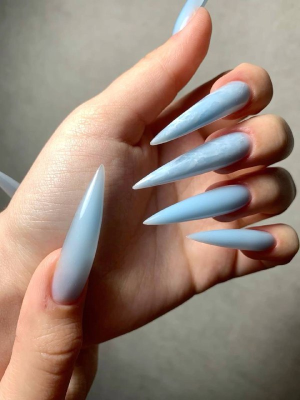 Да или нет такому маникюру ?