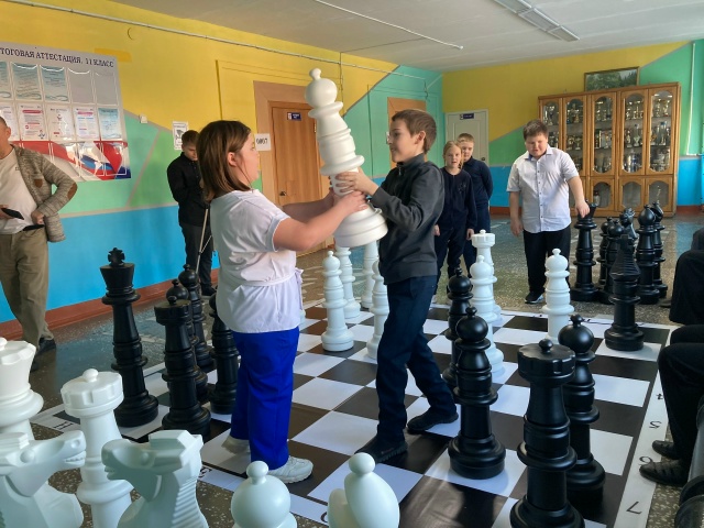 В Балахтинской средней школе №1 имени Героя Советског?...