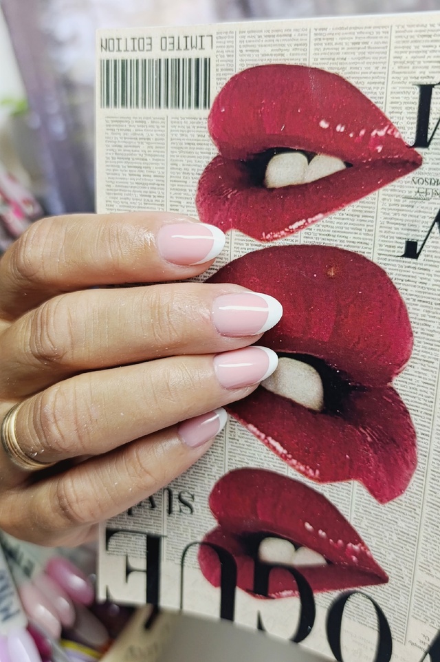 Свободные окошки ✅
💅 Маникюр + Педикюр + Ресницы — за...