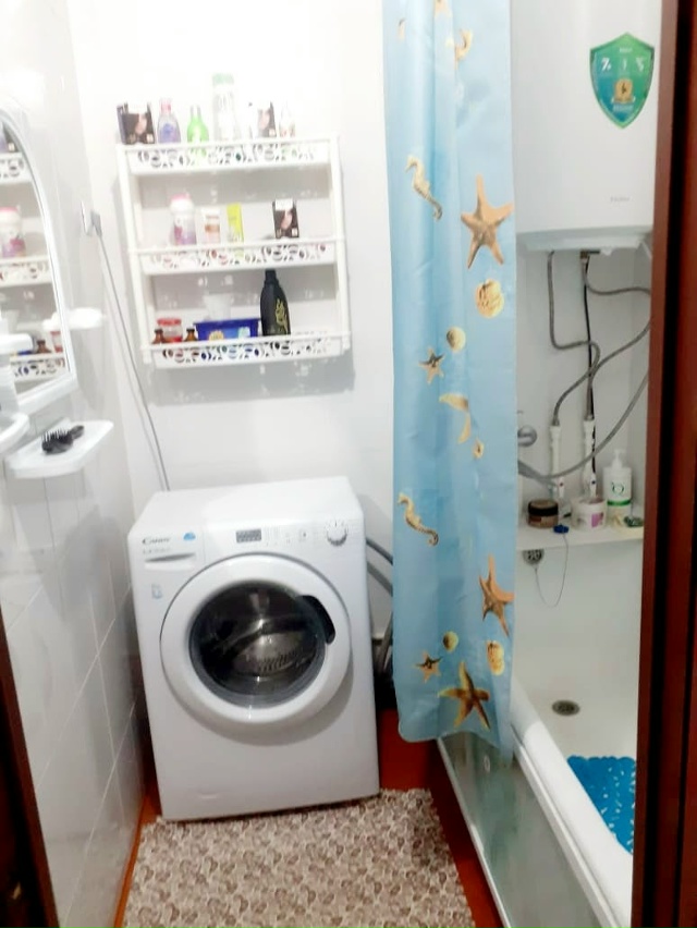 Продаётся 2-х комнатная квартира в 2-х этажном доме. 2 эт...