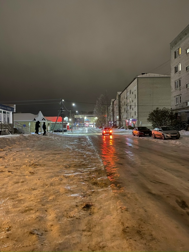 ❄ На дорогах Архангельской области появился первый го...