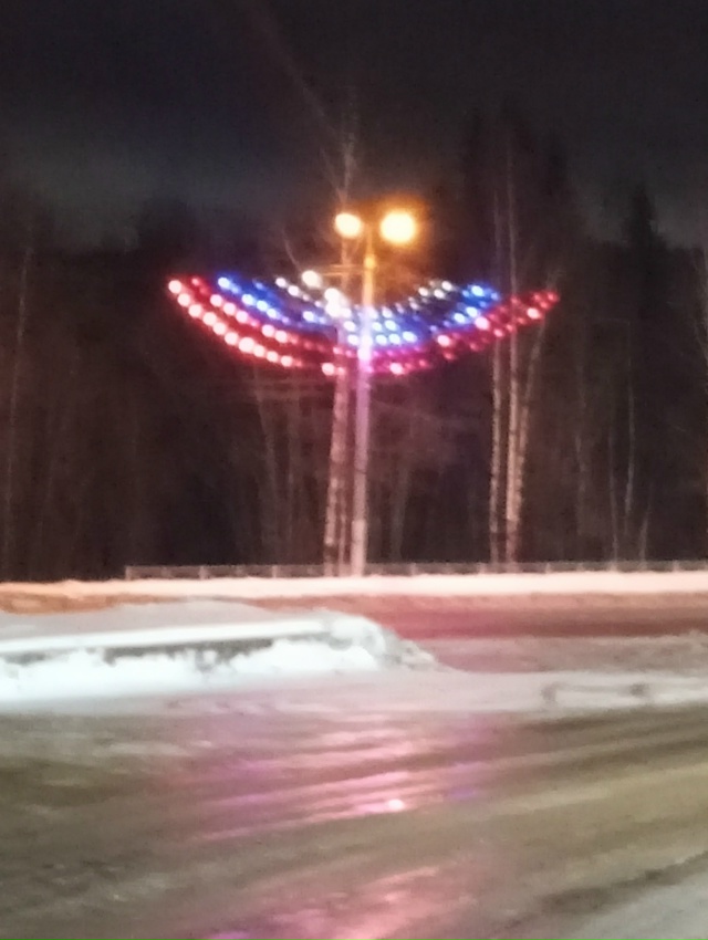 Доброго вечера всем!
Кто за то чтоб обновили эти фонари...