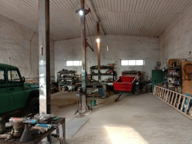 Продам или сдам в аренду гараж
140кв.м со всеми подключе?...