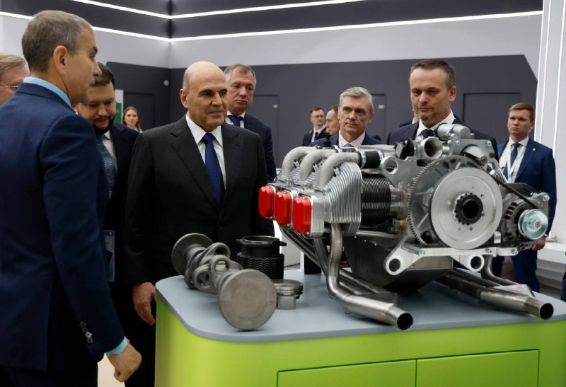 Мишустин сегодня выступил на «Транспорте России». Но протокольной речью дело не ограничилось, на выс