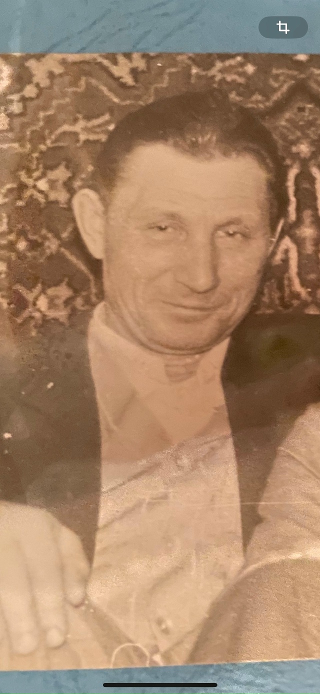 Здравствуйте, ищу родственников для составления древа...