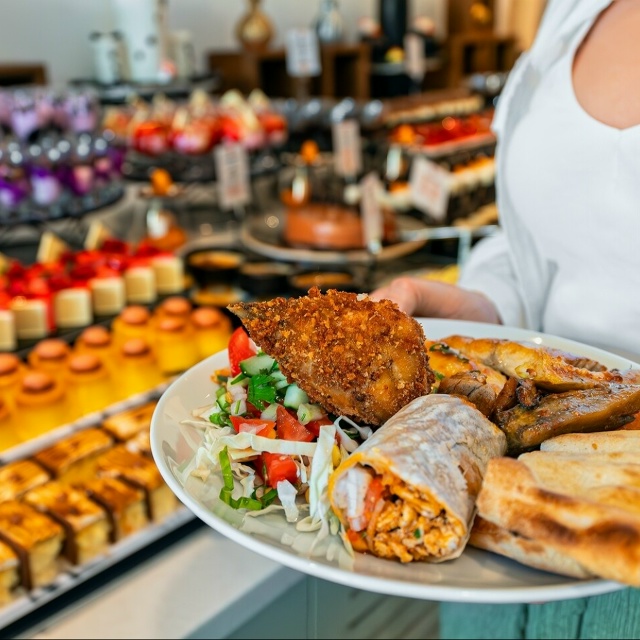 В Госдуме предложили ввести в российских школах систе?...