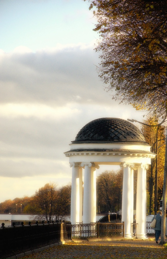 Золотой Ярославль 🍁
📷 Антон Зубайров