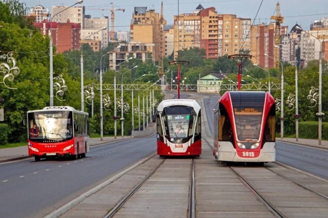 💰ЦИФРА ДНЯ: 22 600 000 рублей
В Перми на остановке «Улица ...
