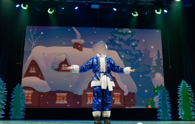 🎅 Конкурс юных помощников Деда Мороза проходит в Крас...