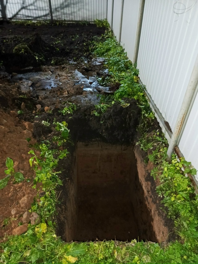 Т. 89159708403
Услуги миниэкскаватора
нa гуceничном ходу, удо...