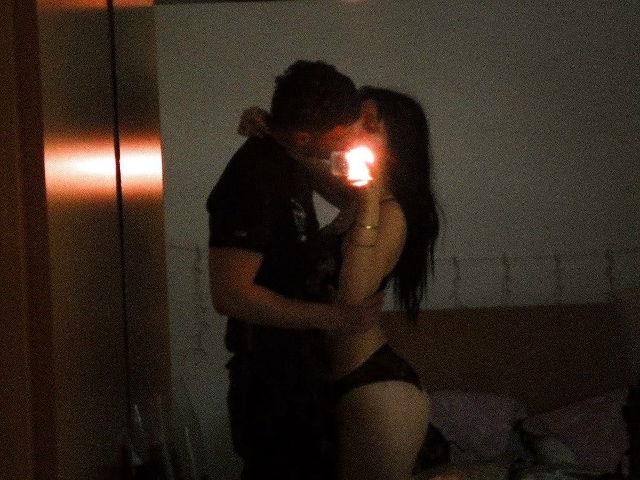 я знаю, что этот паблик читает мой парень, так вот сучка...