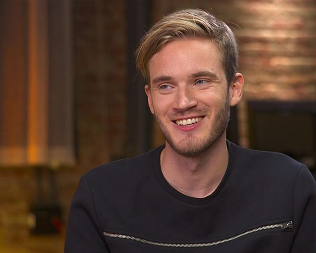 📉 PewDiePie больше не в топ-10. Что пошло не так? (Спойлер: ни?...