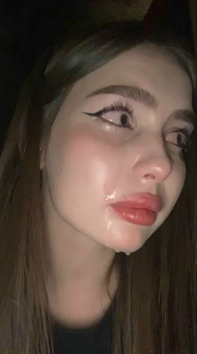 👀Девушка показала сиськи на весь универ…
Любительн?...