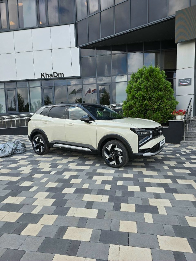 LADA Azimut прямо сейчас красуется в Тольятти☝
Как вам?
