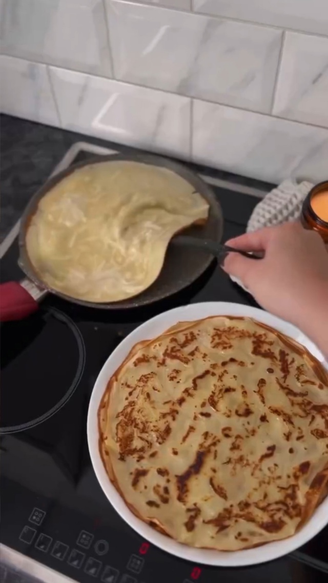 Очень ароматные, нежные яблочные блинчики, которые вы ?...