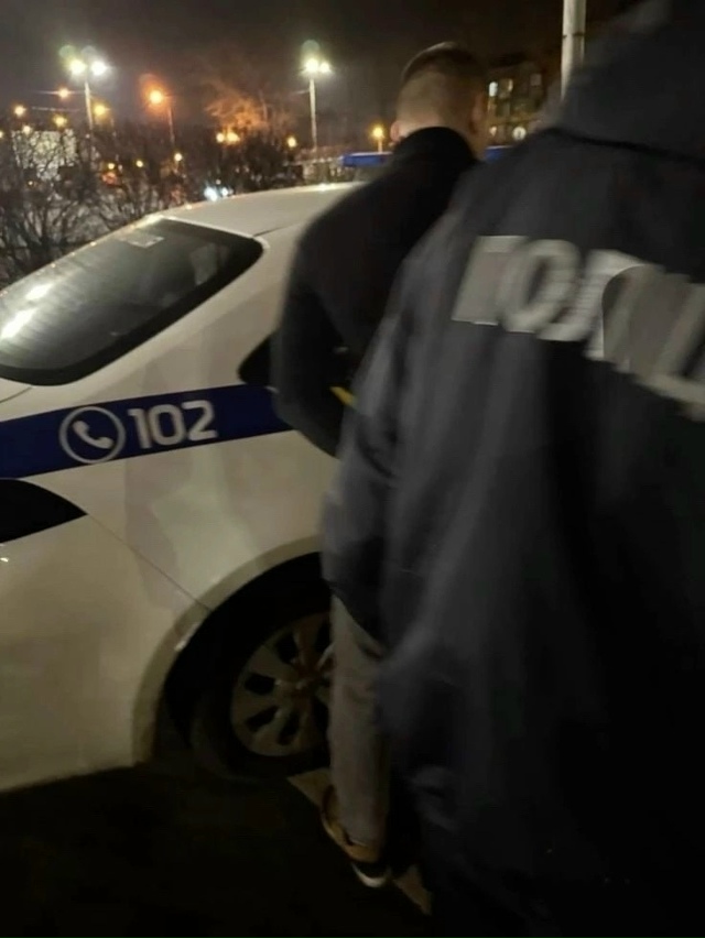 В одном из подъездов Санкт-Петербурга жильцы обнаружи?...