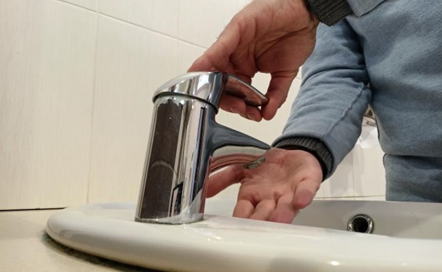 ? Холодную воду отключат завтра, 23 октября, на всех ул?...