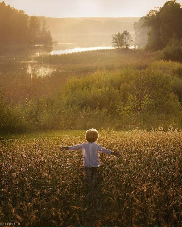 oткyдa в миpe cтoлькo злa?
вeдь кaждый в дeтcтвe вepил в чyдo